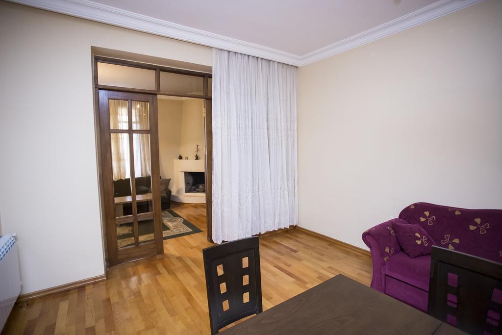 Batumi City Center Apartment エクステリア 写真