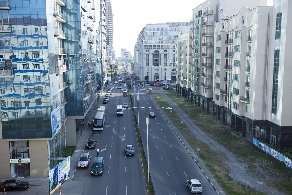 Batumi City Center Apartment エクステリア 写真