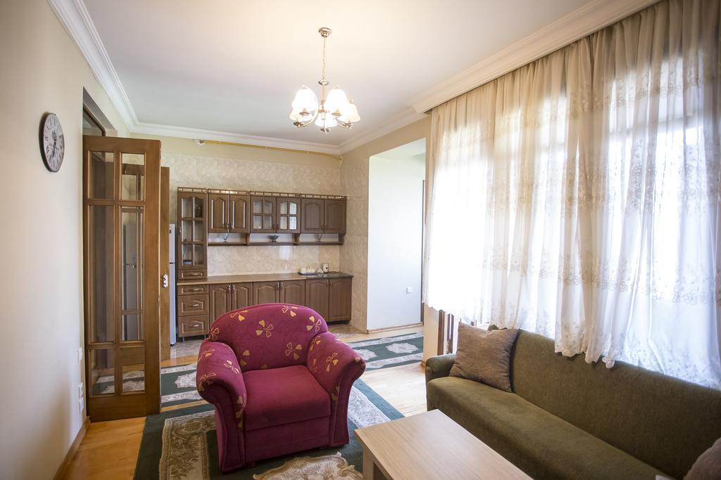 Batumi City Center Apartment エクステリア 写真